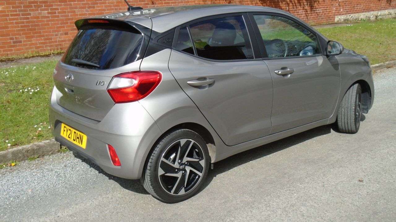 2021 HYUNDAI I10 2021 HYUNDAI I10