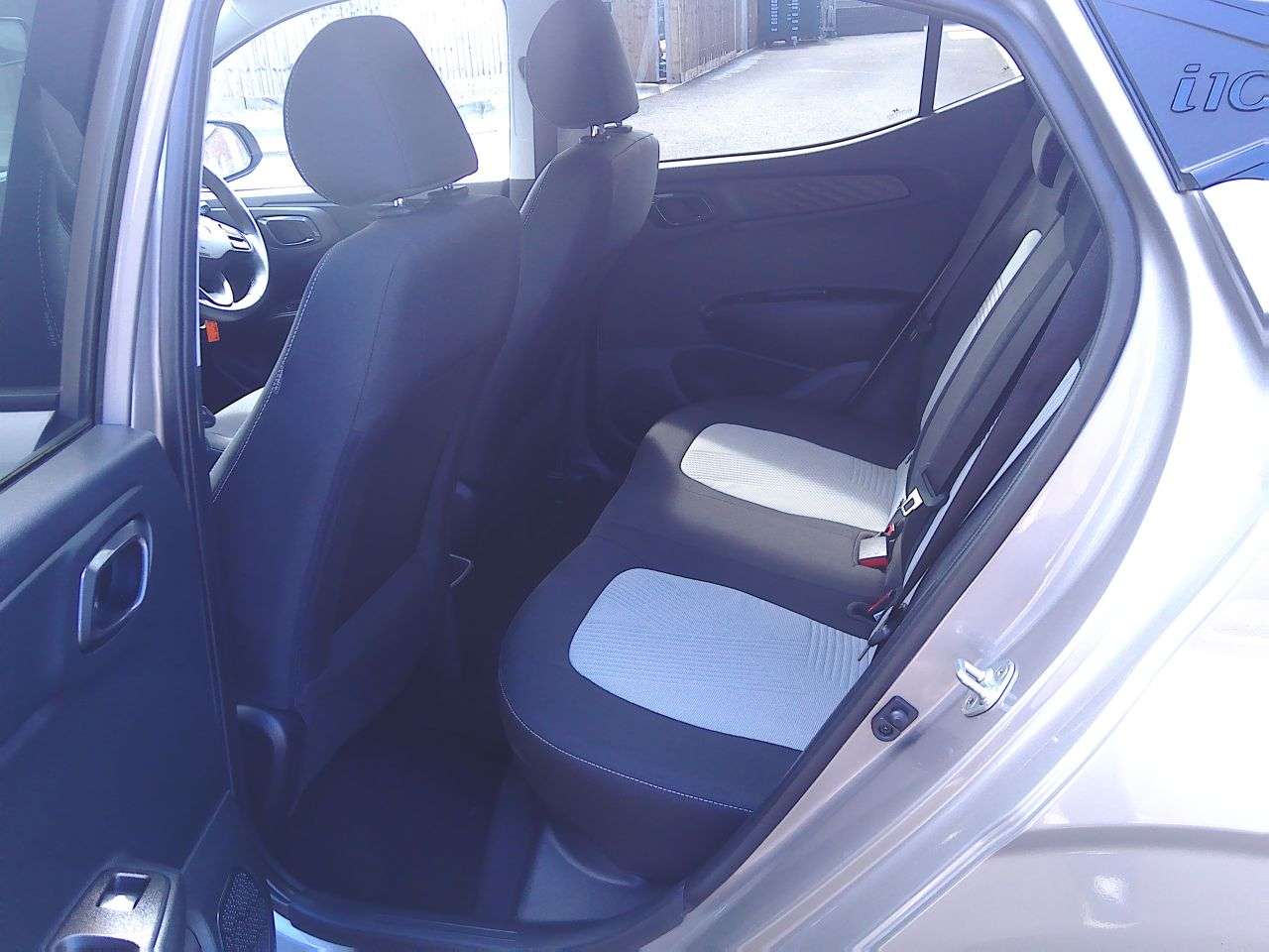 2021 HYUNDAI I10 2021 HYUNDAI I10