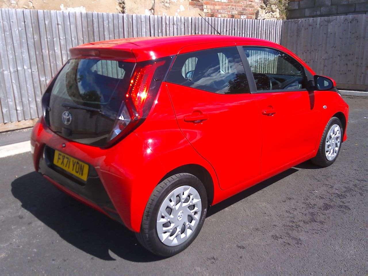 2021 TOYOTA AYGO 2021 TOYOTA AYGO