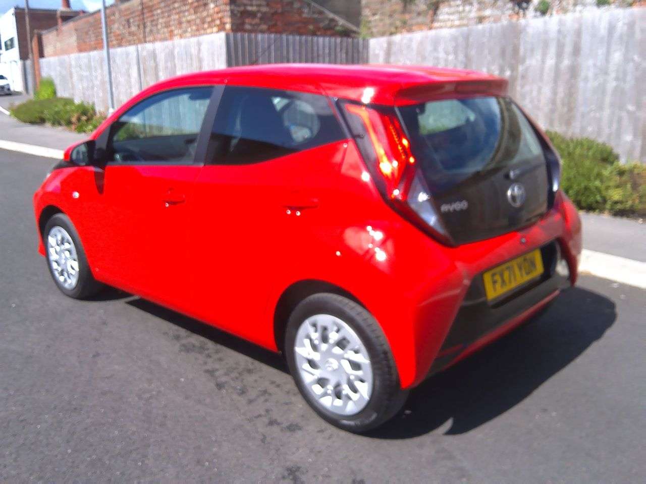 2021 TOYOTA AYGO 2021 TOYOTA AYGO