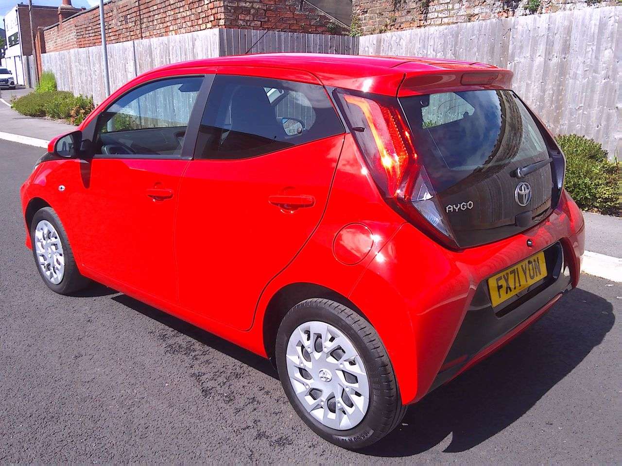 2021 TOYOTA AYGO 2021 TOYOTA AYGO