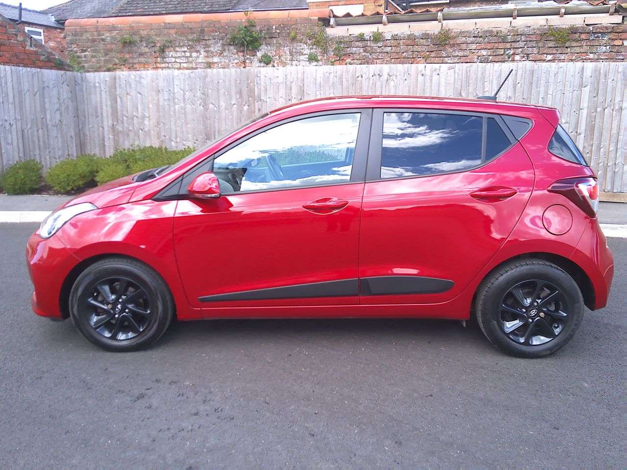 2017 HYUNDAI I10 2017 HYUNDAI I10