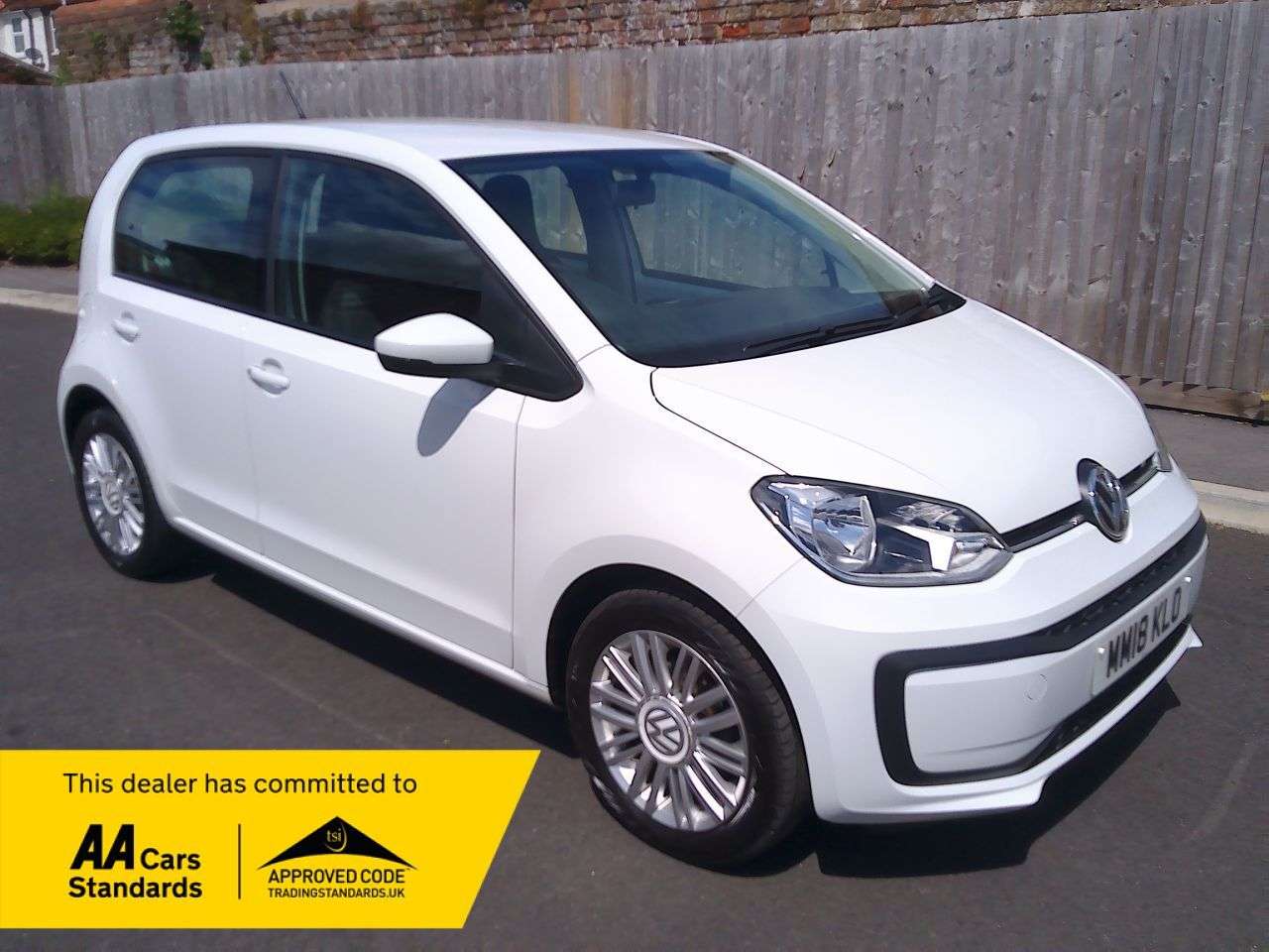 A 2018 VOLKSWAGEN UP! 1.0 BlueMotion Tech Move up! Hatchback 5dr Petrol Manual Euro 6 (s/s) (60 p A 2018 VOLKSWAGEN UP! 1.0 BlueMotion Tech Move up! Hatchback 5dr Petrol Manual Euro 6 (s/s) (60 p