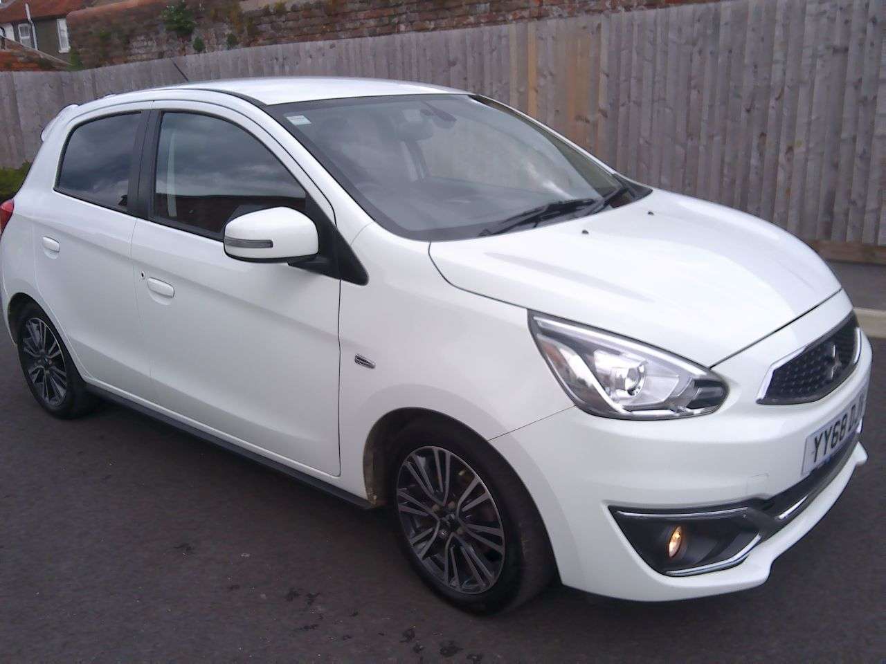 A 2018 MITSUBISHI MIRAGE 1.2 Juro Hatchback 5dr Petrol Manual Euro 6 (s/s) (79 ps) FURTHER SERVICE + A 2018 MITSUBISHI MIRAGE 1.2 Juro Hatchback 5dr Petrol Manual Euro 6 (s/s) (79 ps) FURTHER SERVICE +