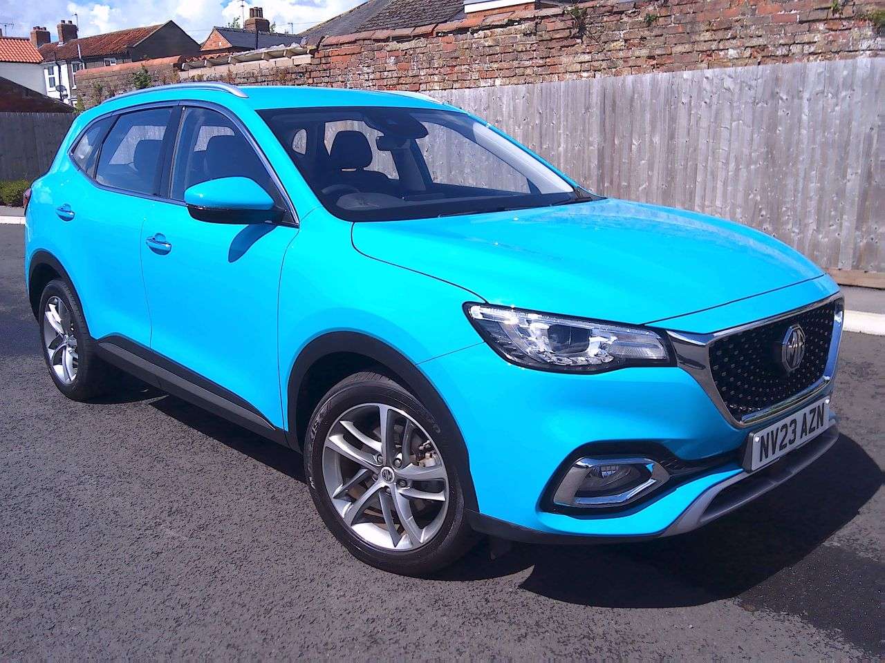 A 2023 MG MG HS 1.5 T-GDI Excite SUV 5dr Petrol Manual Euro 6 (s/s) (162 ps) ONLY 10600 MIL A 2023 MG MG HS 1.5 T-GDI Excite SUV 5dr Petrol Manual Euro 6 (s/s) (162 ps) ONLY 10600 MIL