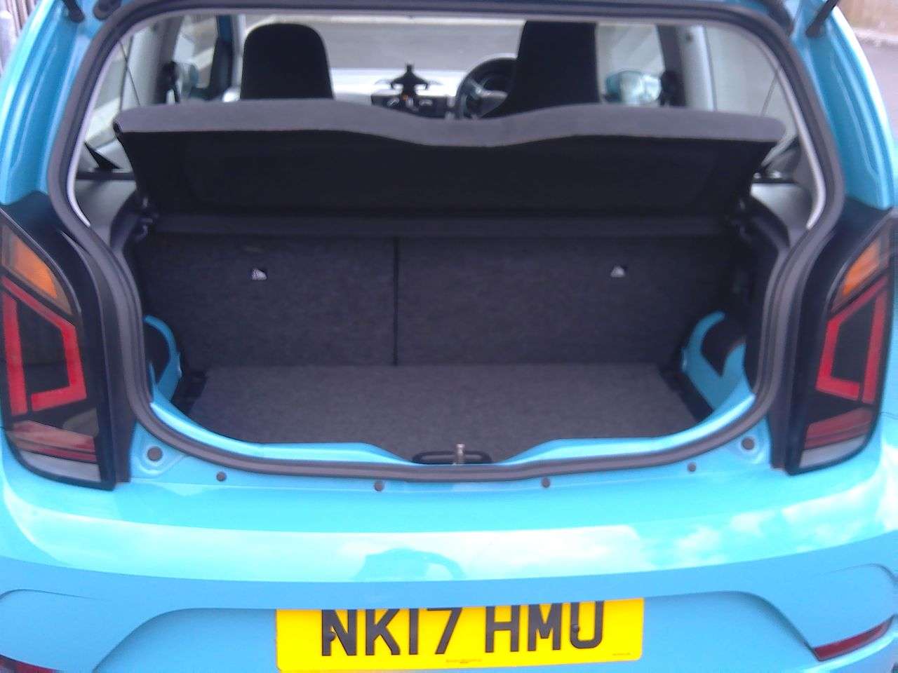 2017 VOLKSWAGEN UP! 2017 VOLKSWAGEN UP!
