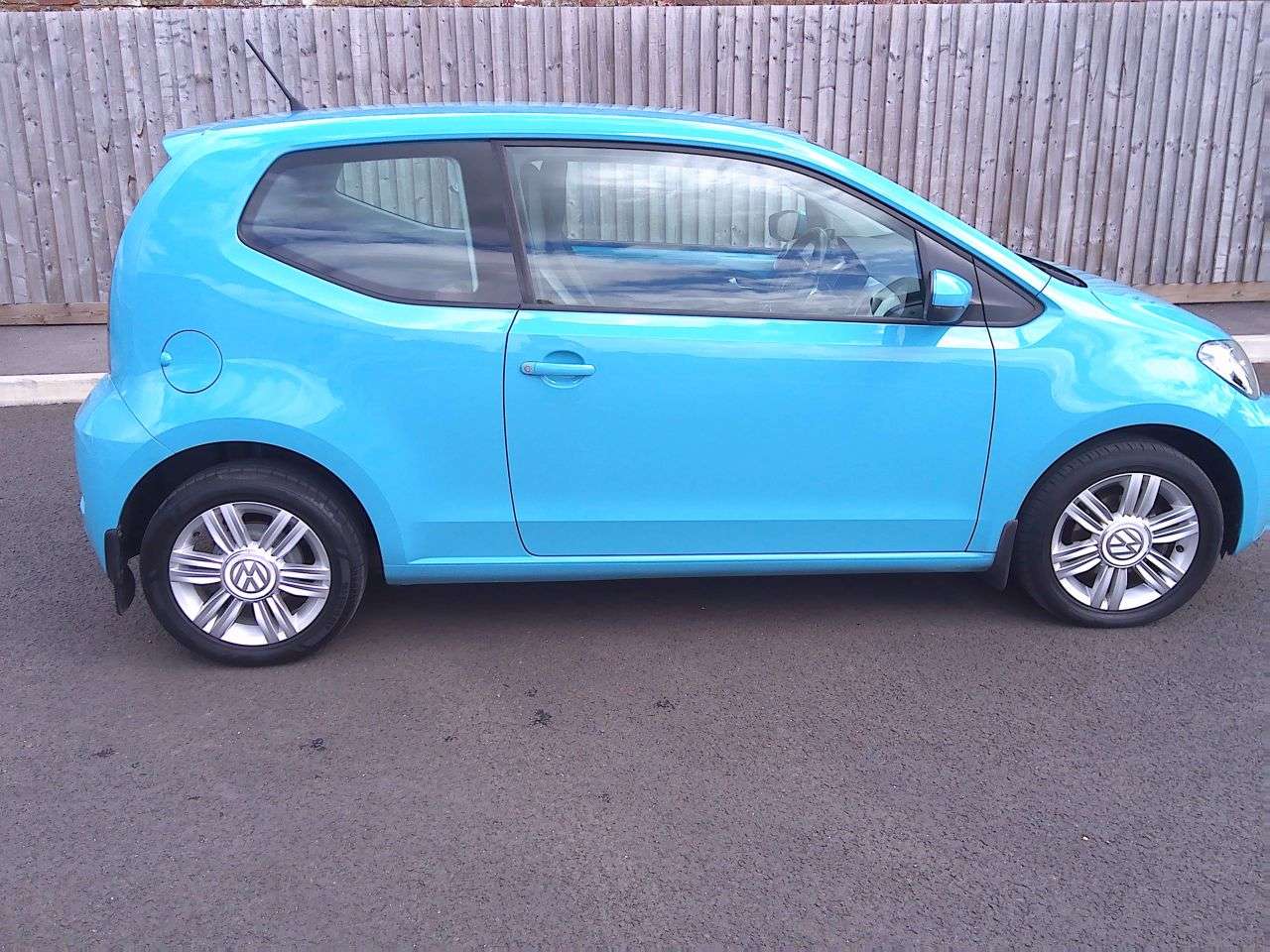 2017 VOLKSWAGEN UP! 2017 VOLKSWAGEN UP!