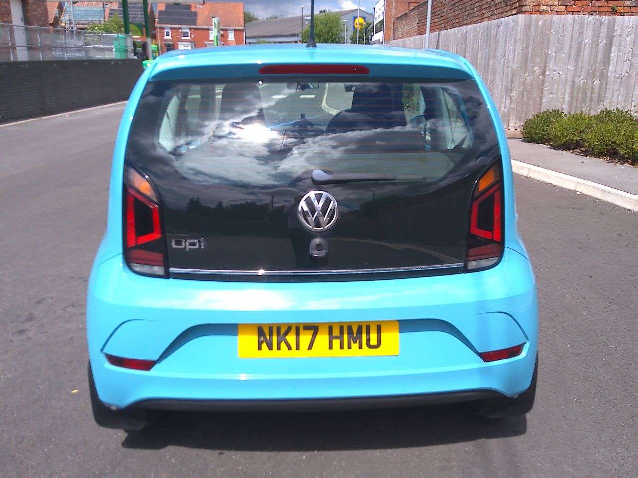 2017 VOLKSWAGEN UP! 2017 VOLKSWAGEN UP!