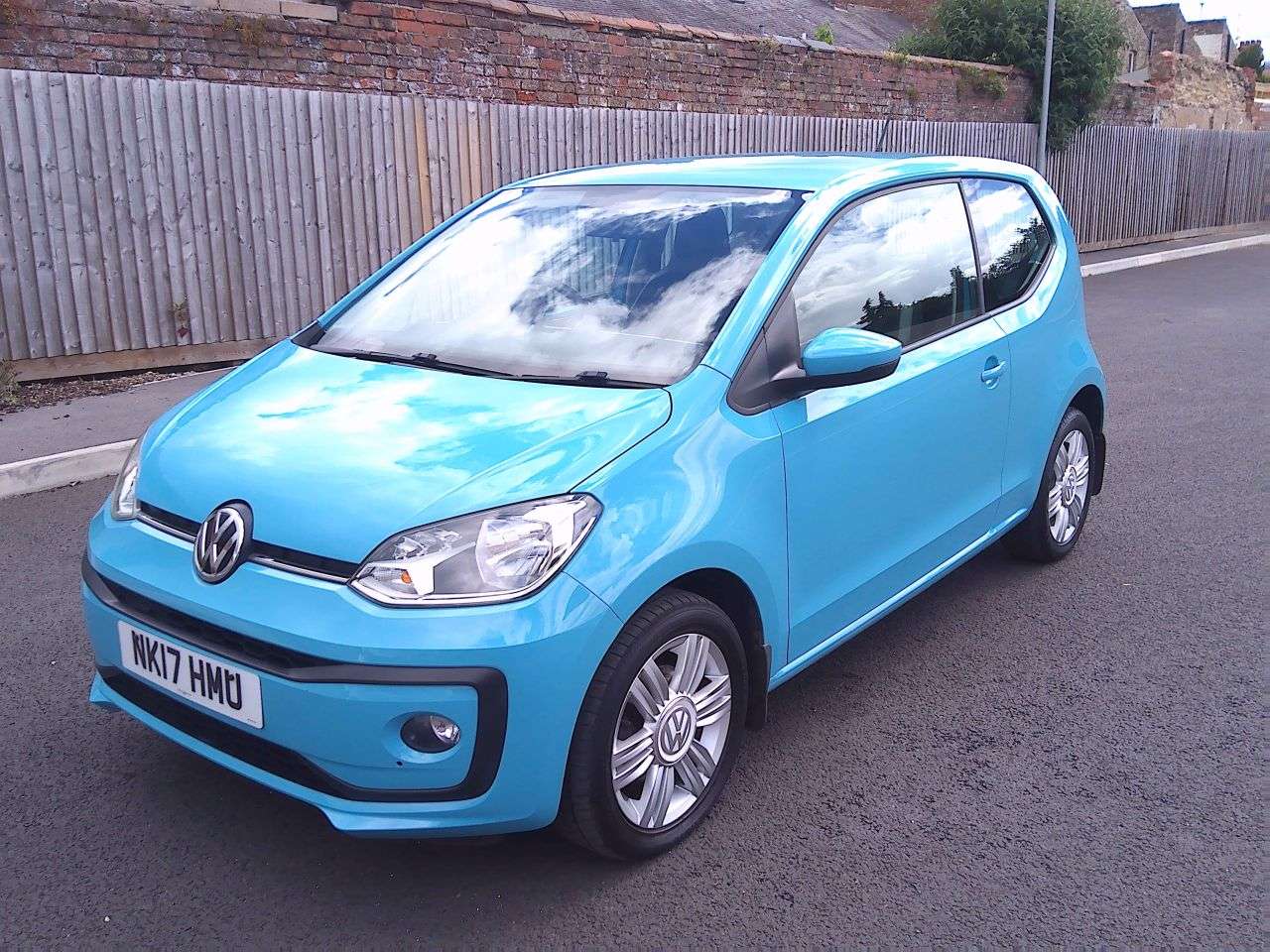 2017 VOLKSWAGEN UP! 2017 VOLKSWAGEN UP!