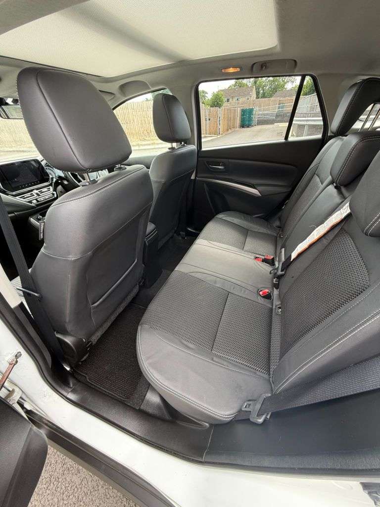 2023 SUZUKI S-CROSS 2023 SUZUKI S-CROSS