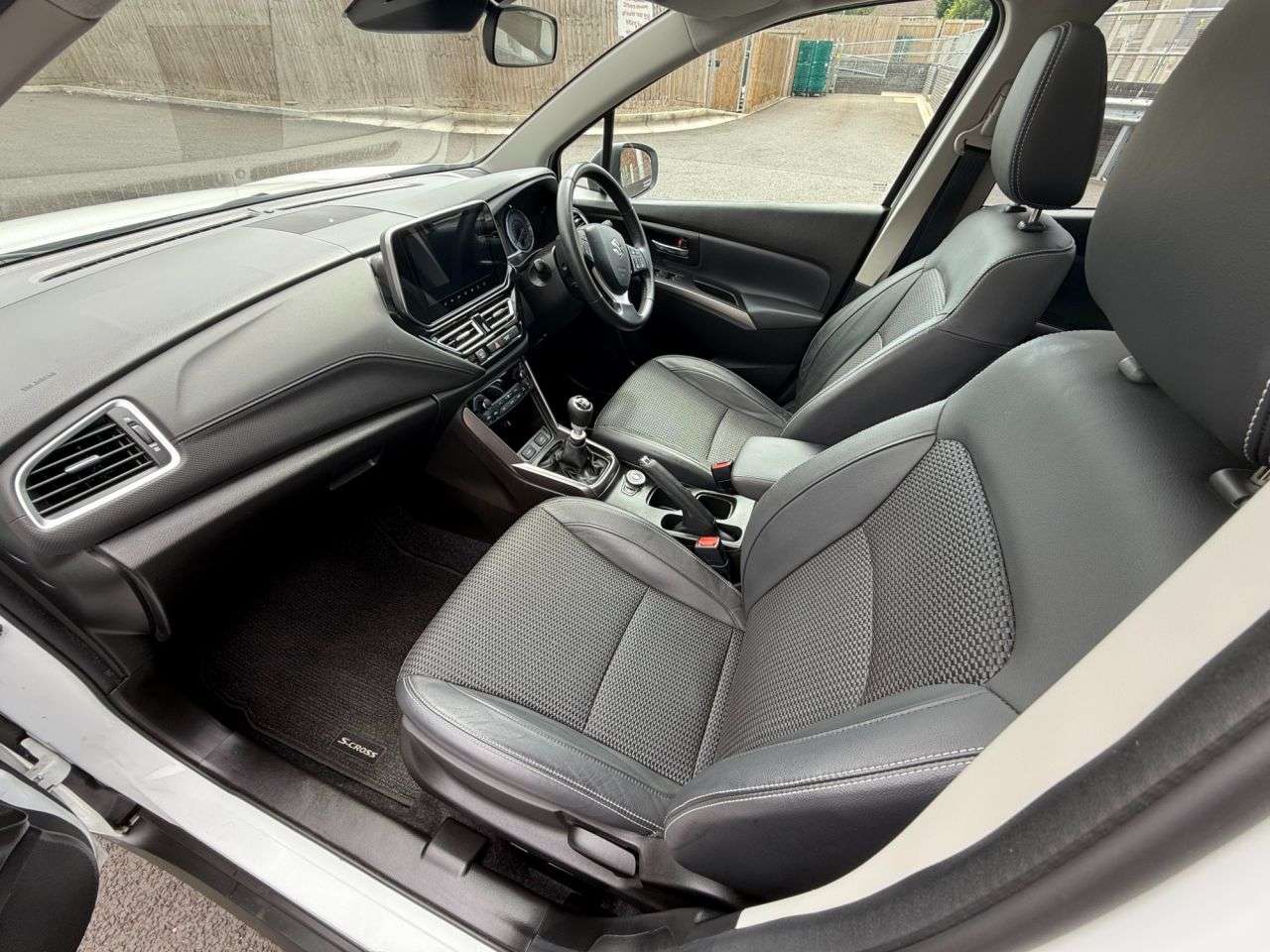 2023 SUZUKI S-CROSS 2023 SUZUKI S-CROSS