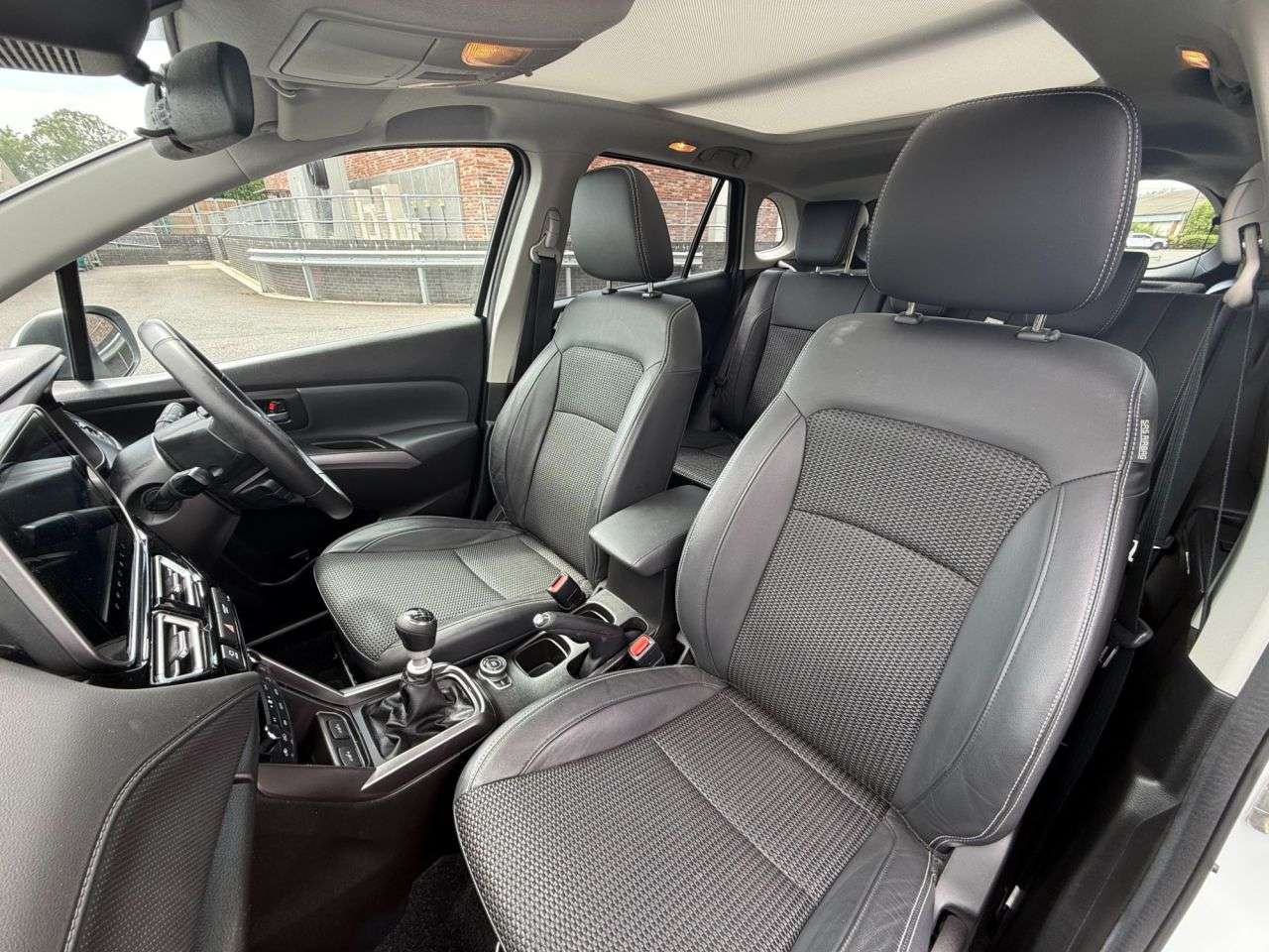 2023 SUZUKI S-CROSS 2023 SUZUKI S-CROSS
