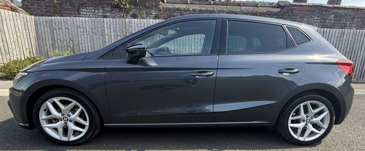 A 2020 SEAT IBIZA 1.0 TSI FR Hatchback 5dr Petrol Manual Euro 6 (s/s) (110 ps) SERVICE 12M MO A 2020 SEAT IBIZA 1.0 TSI FR Hatchback 5dr Petrol Manual Euro 6 (s/s) (110 ps) SERVICE 12M MO