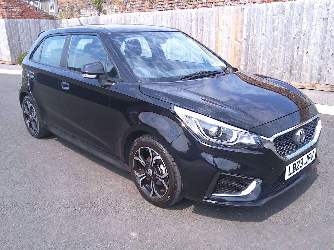 A 2023 MG MG3 1.5 VTi-TECH Exclusive Nav Hatchback 5dr Petrol Manual Euro 6 (s/s) (106 ps A 2023 MG MG3 1.5 VTi-TECH Exclusive Nav Hatchback 5dr Petrol Manual Euro 6 (s/s) (106 ps