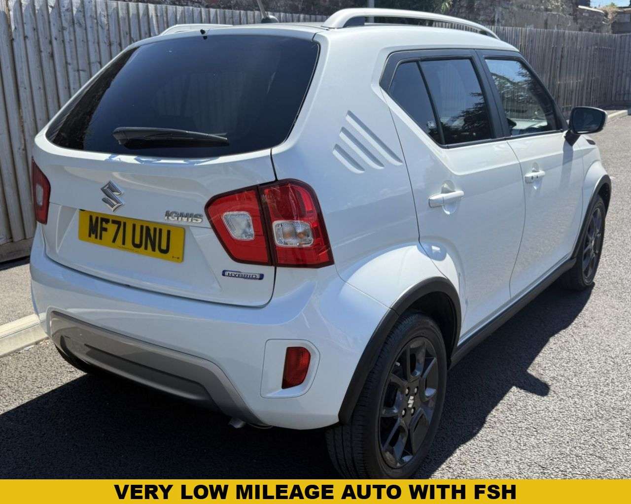 A 2021 SUZUKI IGNIS 1.2 Dualjet MHEV SZ5 Hatchback 5dr Petrol Hybrid CVT Euro 6 (s/s) (83 ps) R A 2021 SUZUKI IGNIS 1.2 Dualjet MHEV SZ5 Hatchback 5dr Petrol Hybrid CVT Euro 6 (s/s) (83 ps) R