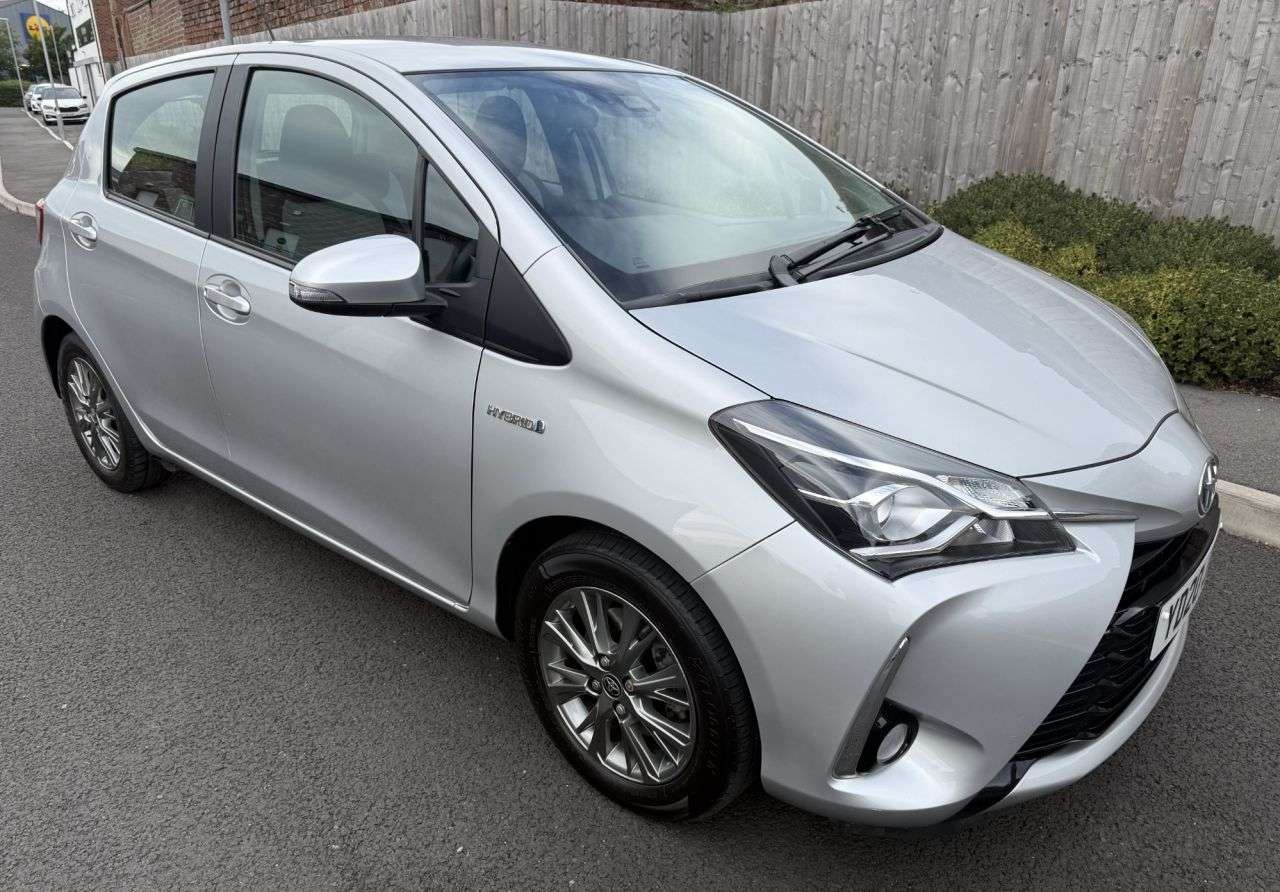 A 2020 TOYOTA YARIS 1.5 VVT-h Icon Hatchback 5dr Petrol Hybrid E-CVT Euro 6 (s/s) (100 ps) FURT A 2020 TOYOTA YARIS 1.5 VVT-h Icon Hatchback 5dr Petrol Hybrid E-CVT Euro 6 (s/s) (100 ps) FURT