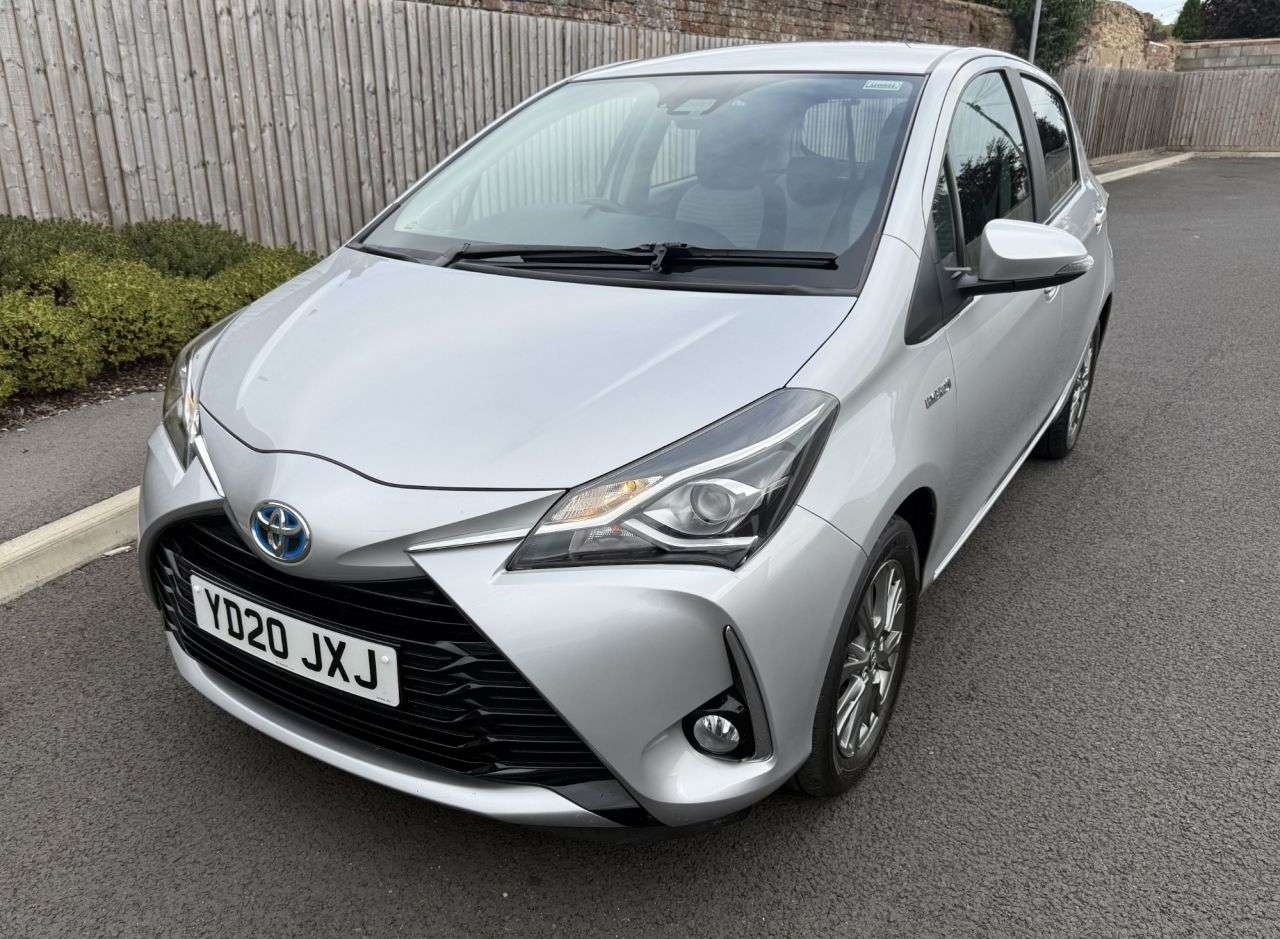 A 2020 TOYOTA YARIS 1.5 VVT-h Icon Hatchback 5dr Petrol Hybrid E-CVT Euro 6 (s/s) (100 ps) FURT A 2020 TOYOTA YARIS 1.5 VVT-h Icon Hatchback 5dr Petrol Hybrid E-CVT Euro 6 (s/s) (100 ps) FURT