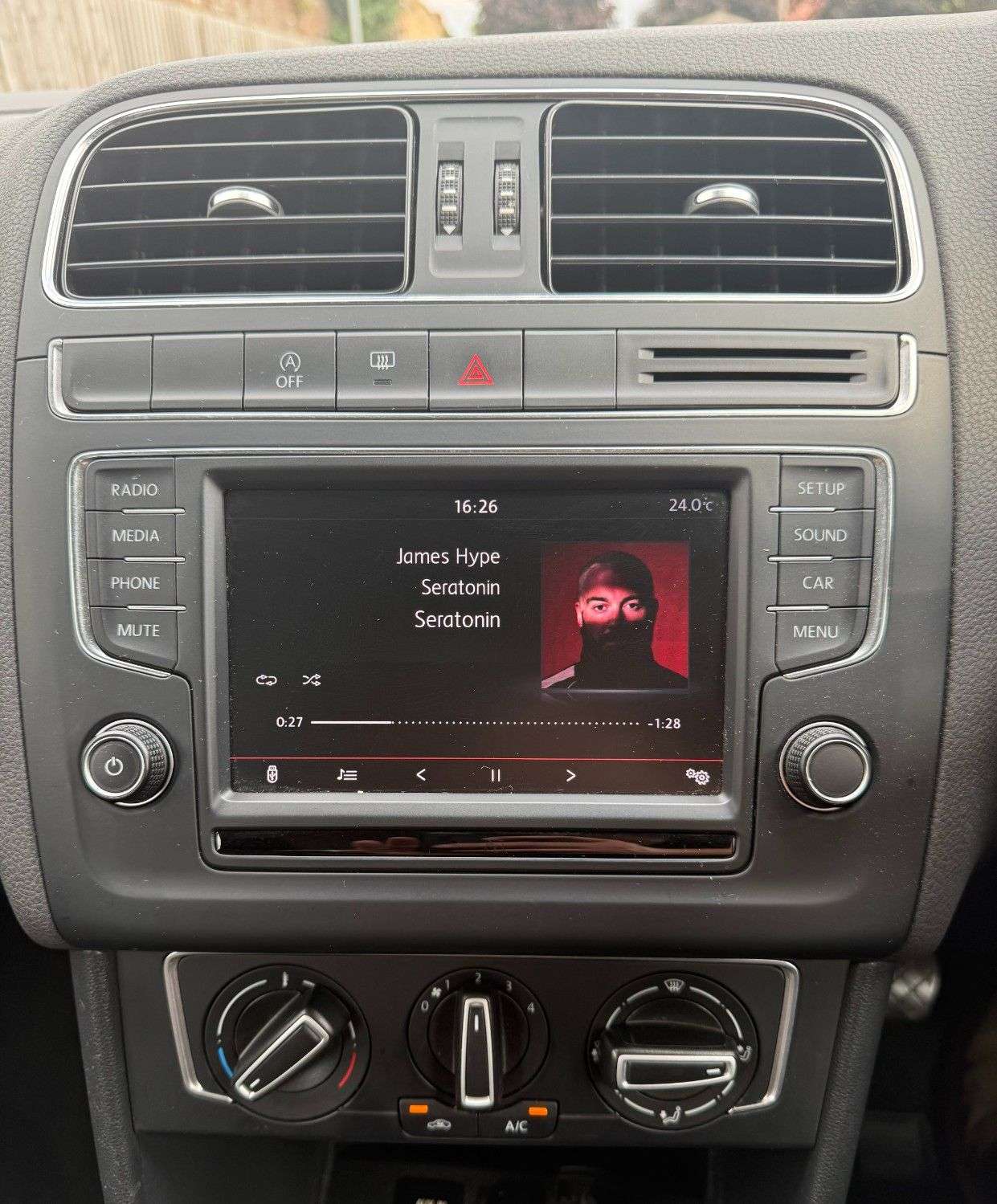 2015 VOLKSWAGEN POLO 2015 VOLKSWAGEN POLO