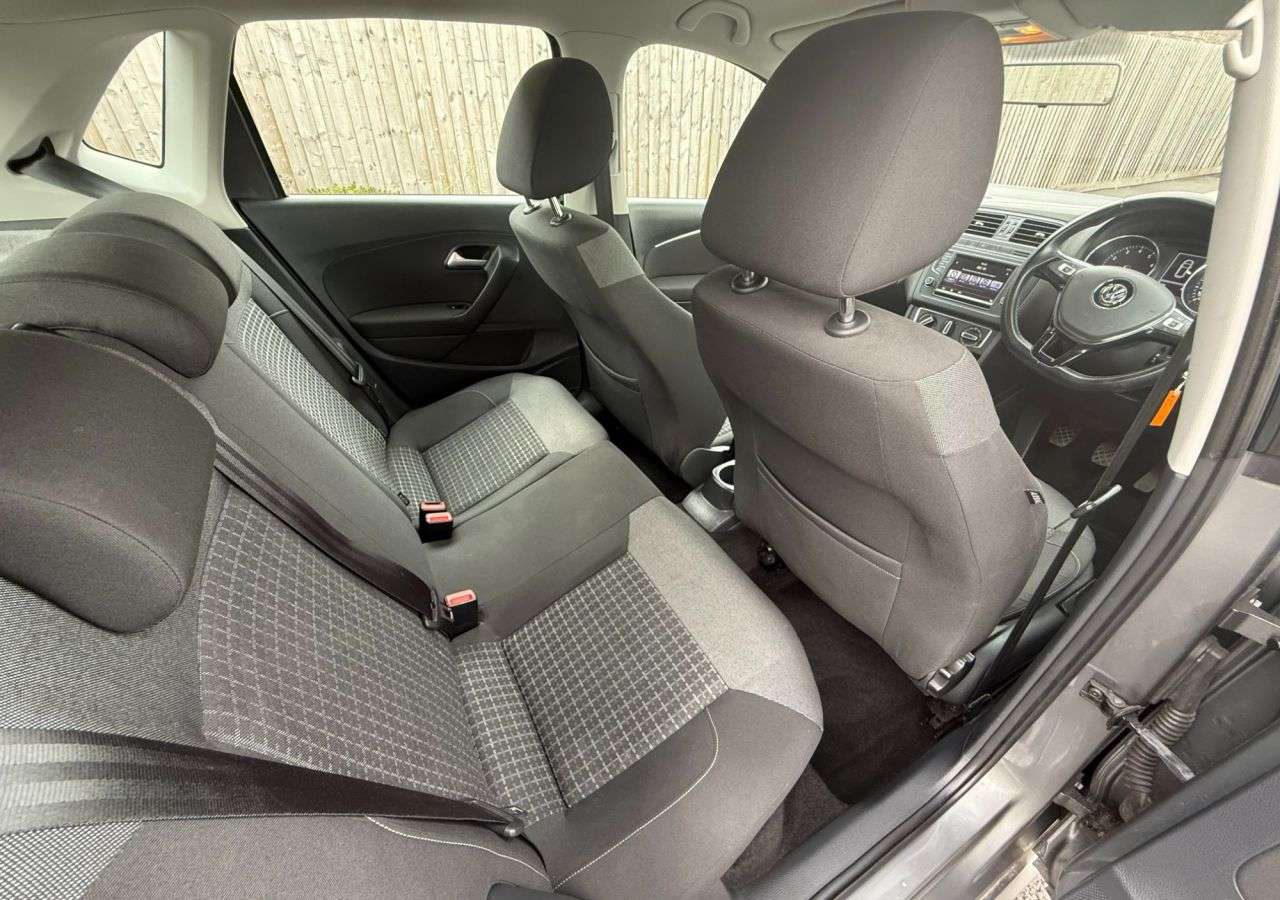 2015 VOLKSWAGEN POLO 2015 VOLKSWAGEN POLO