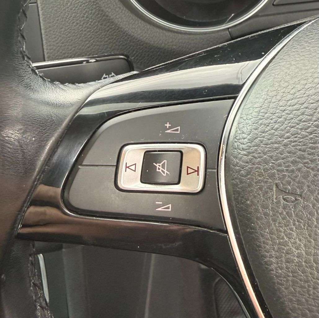 2015 VOLKSWAGEN POLO 2015 VOLKSWAGEN POLO