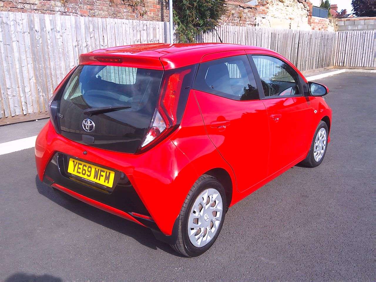 2019 TOYOTA AYGO 2019 TOYOTA AYGO