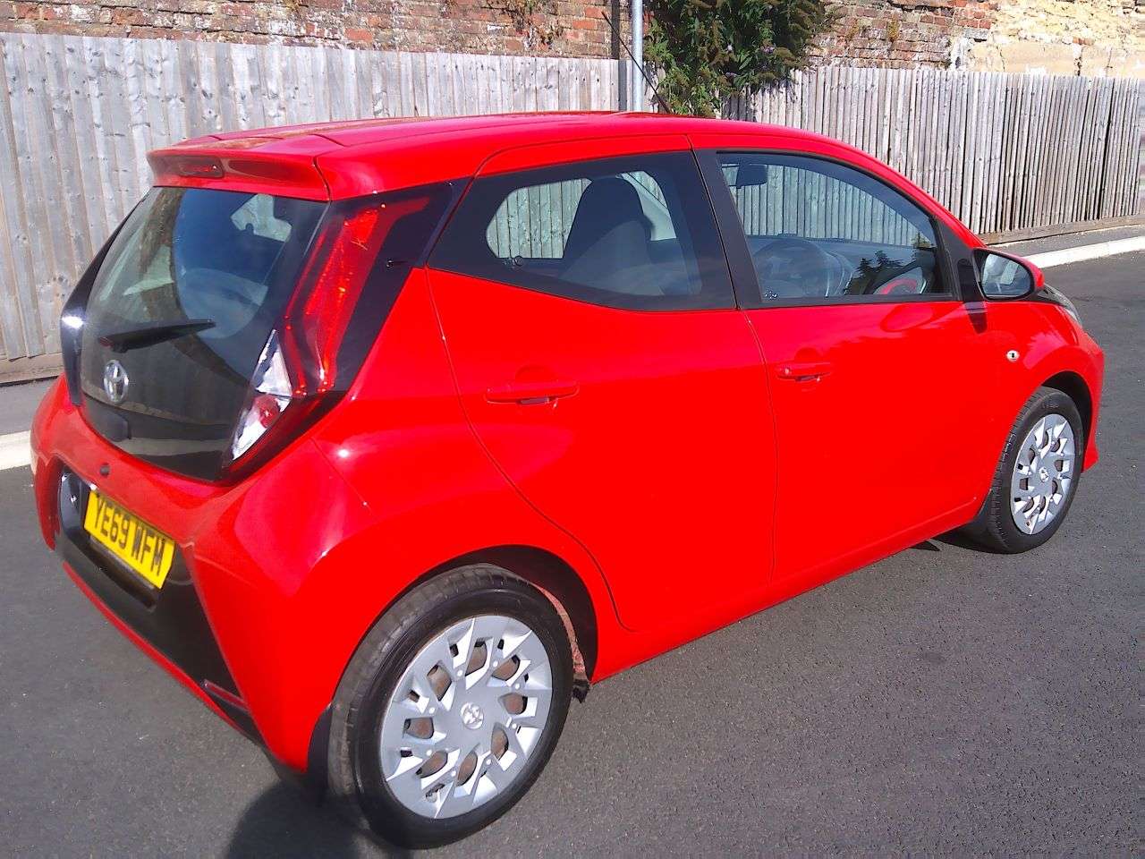 2019 TOYOTA AYGO 2019 TOYOTA AYGO
