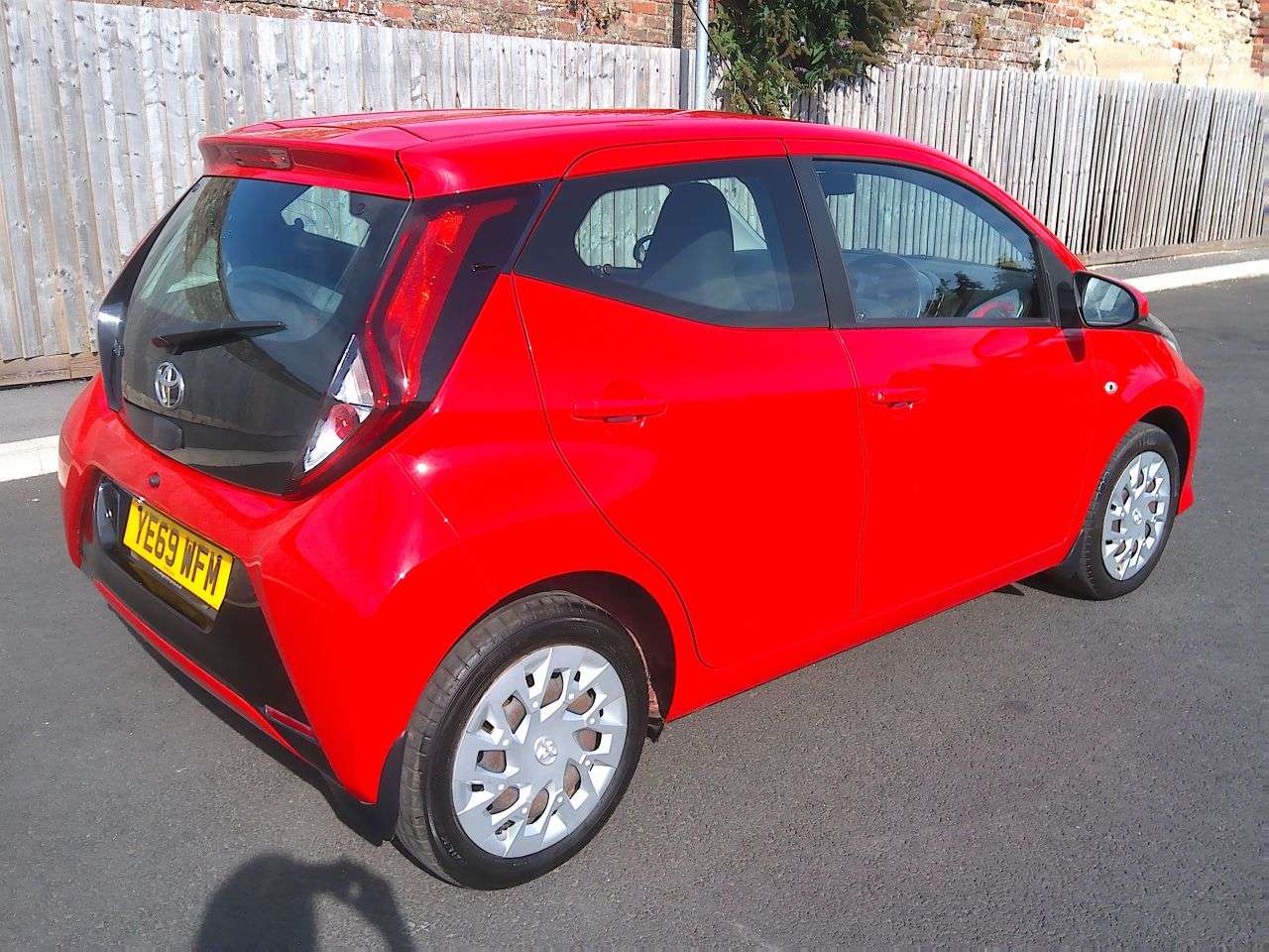 2019 TOYOTA AYGO 2019 TOYOTA AYGO