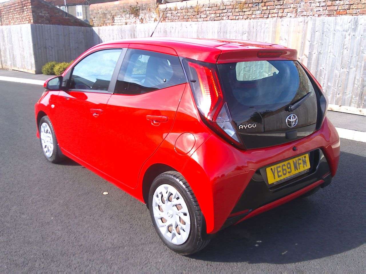 2019 TOYOTA AYGO 2019 TOYOTA AYGO