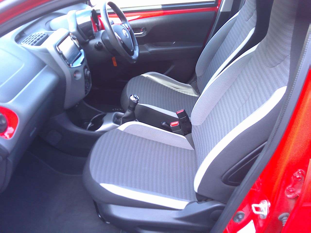 2019 TOYOTA AYGO 2019 TOYOTA AYGO