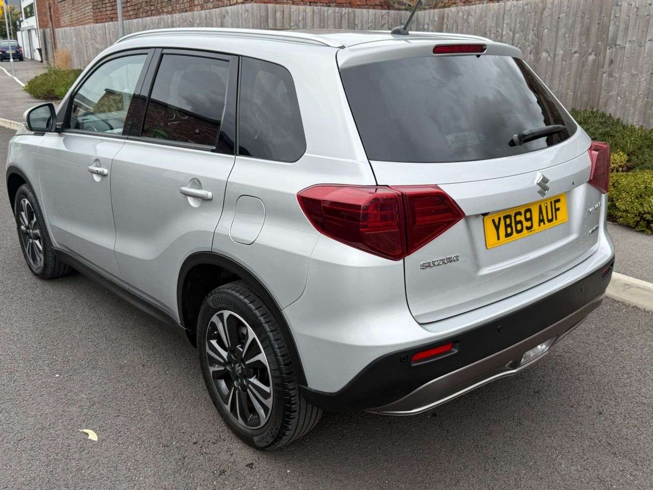 A 2019 SUZUKI VITARA 1.4 Boosterjet SZ5 SUV 5dr Petrol Auto ALLGRIP Euro 6 (s/s) (140 ps) PAN RO A 2019 SUZUKI VITARA 1.4 Boosterjet SZ5 SUV 5dr Petrol Auto ALLGRIP Euro 6 (s/s) (140 ps) PAN RO