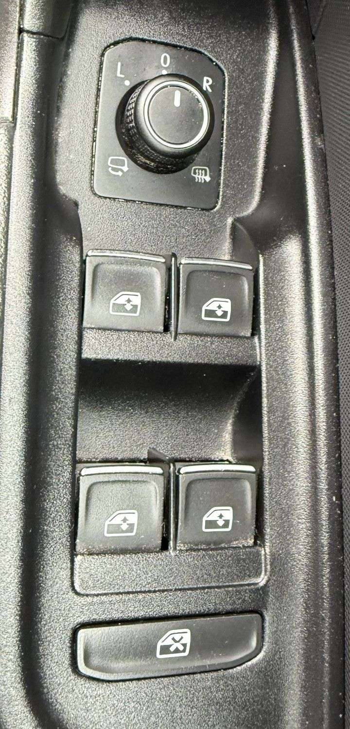 2021 AUDI A1 2021 AUDI A1