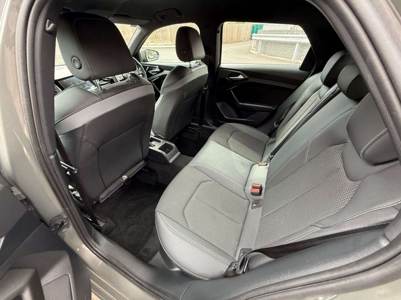 2021 AUDI A1 2021 AUDI A1