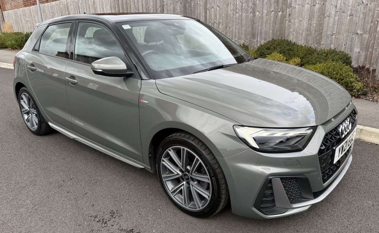 A 2021 AUDI A1 1.0 TFSI 30 S line Sportback 5dr Petrol S Tronic Euro 6 (s/s) (110 ps) FURT A 2021 AUDI A1 1.0 TFSI 30 S line Sportback 5dr Petrol S Tronic Euro 6 (s/s) (110 ps) FURT