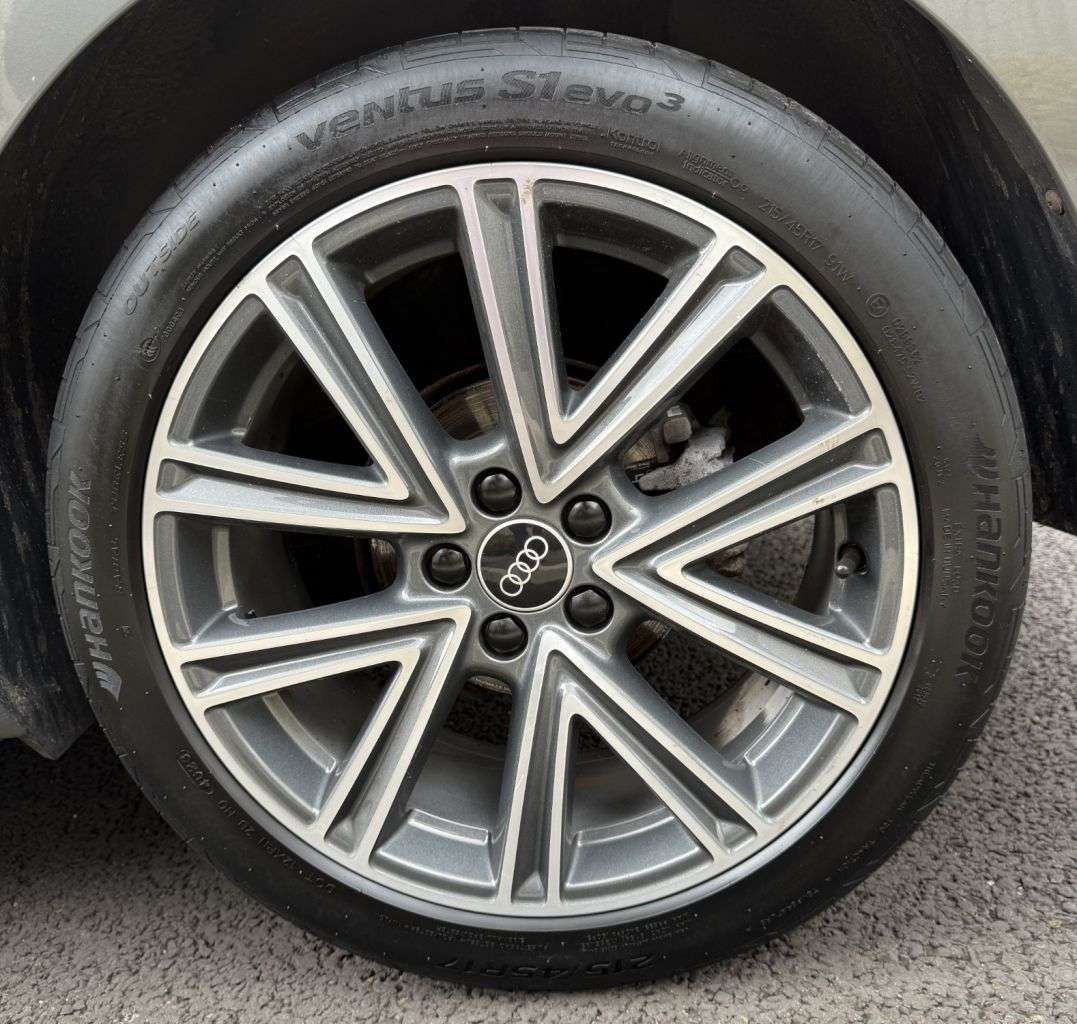 2021 AUDI A1 2021 AUDI A1