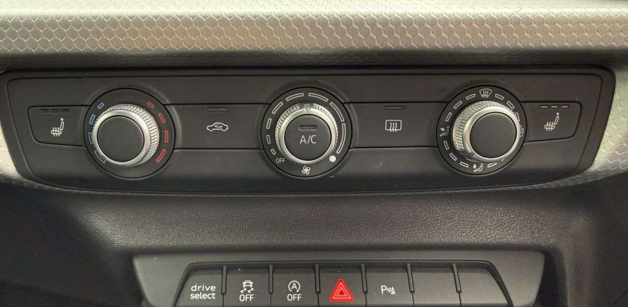 2021 AUDI A1 2021 AUDI A1