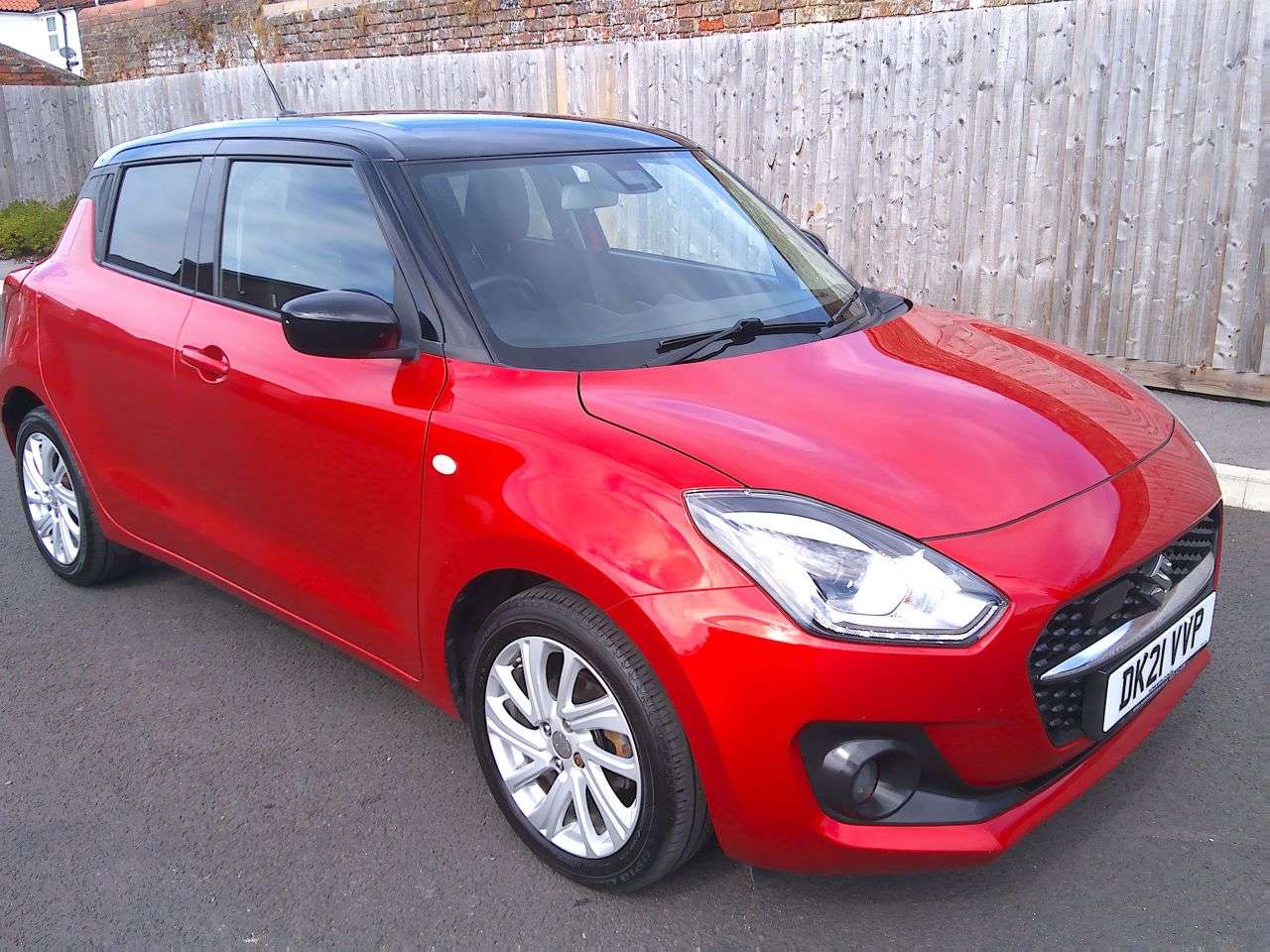 2021 SUZUKI SWIFT 2021 SUZUKI SWIFT
