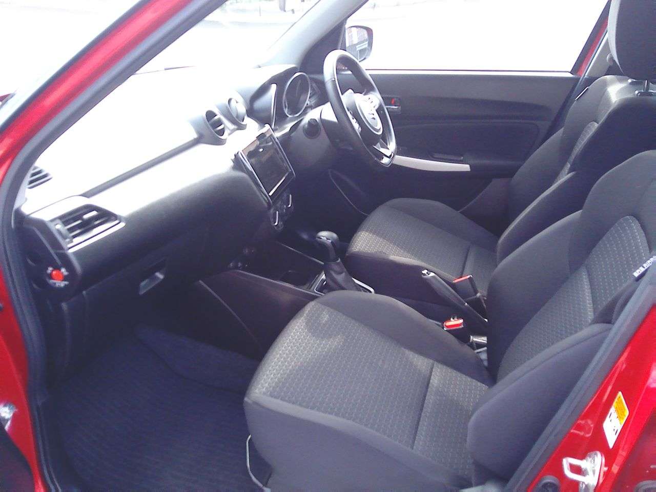 2021 SUZUKI SWIFT 2021 SUZUKI SWIFT