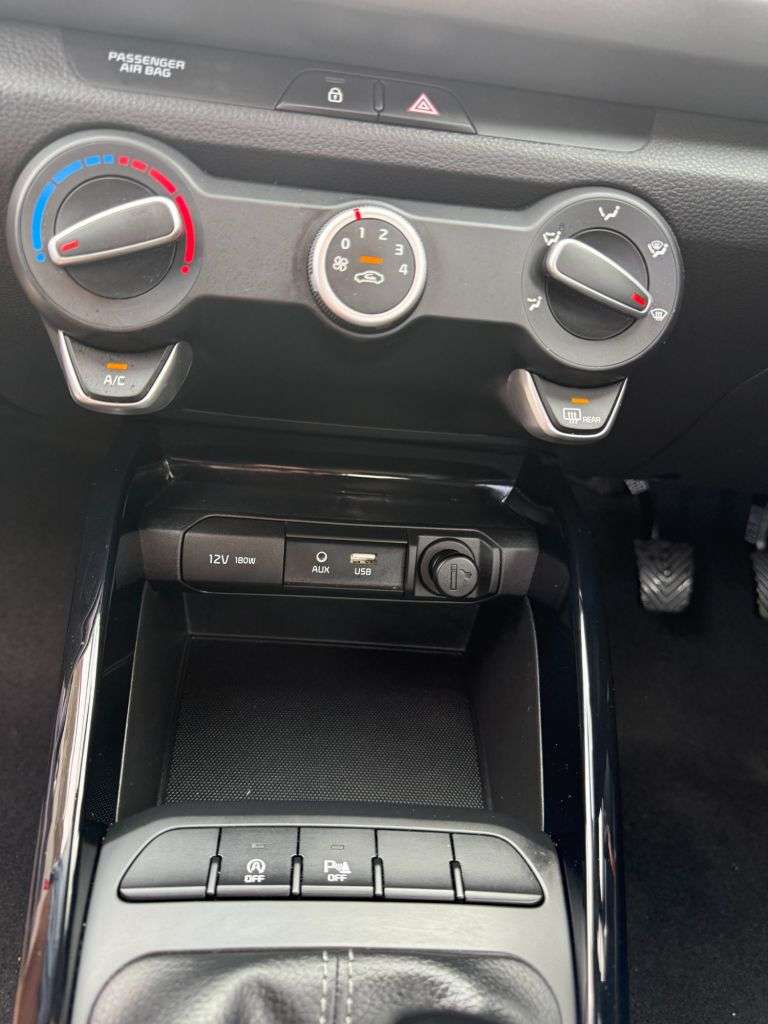 2020 KIA RIO 2020 KIA RIO