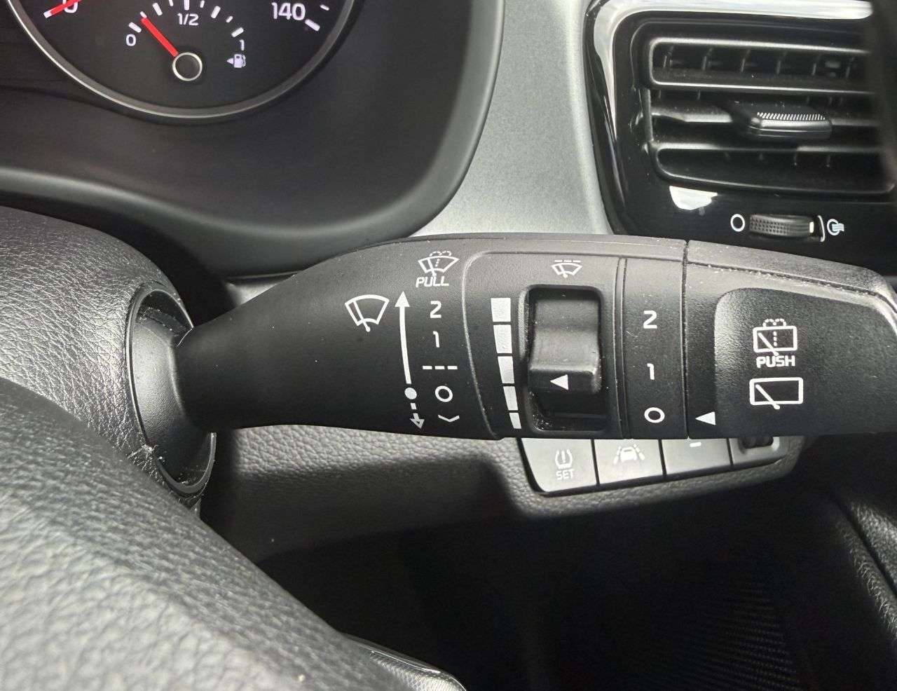 2020 KIA RIO 2020 KIA RIO
