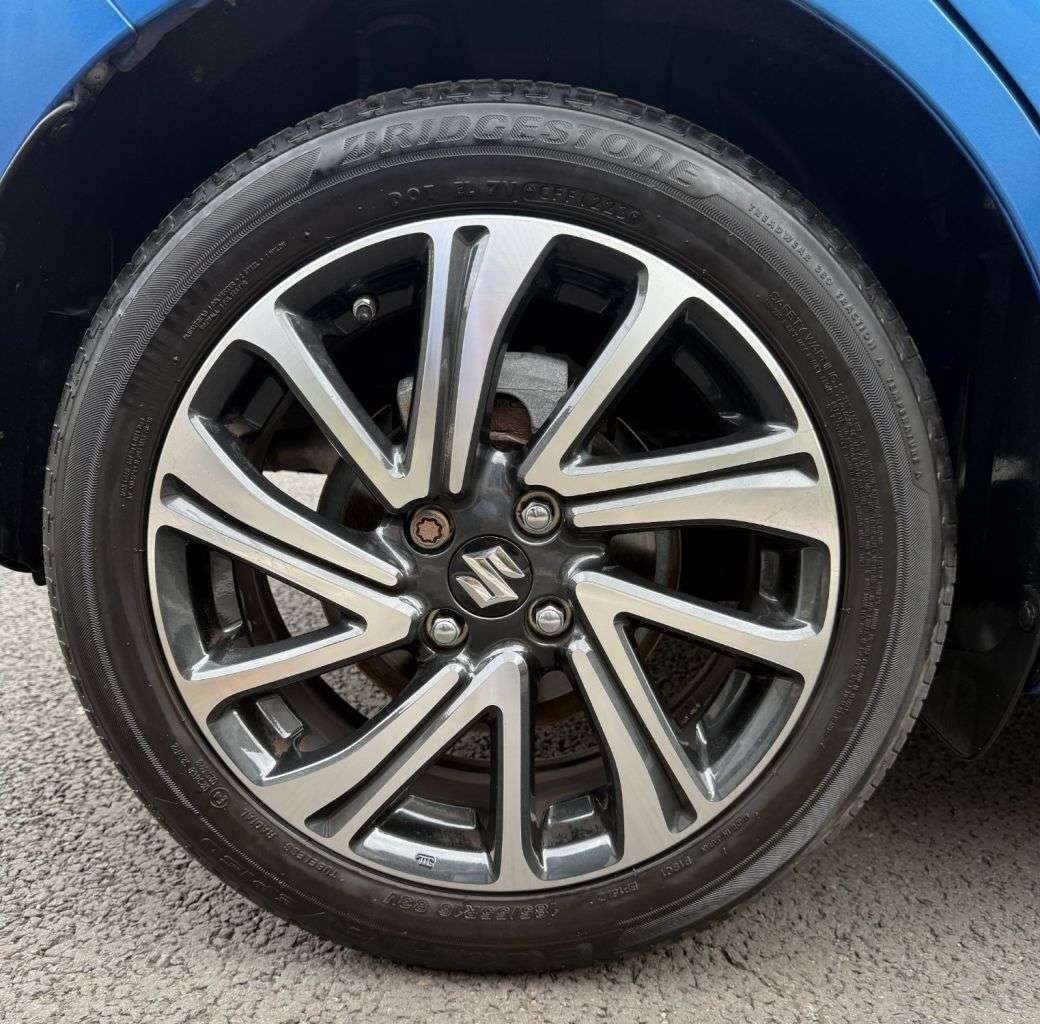 2023 SUZUKI SWIFT 2023 SUZUKI SWIFT