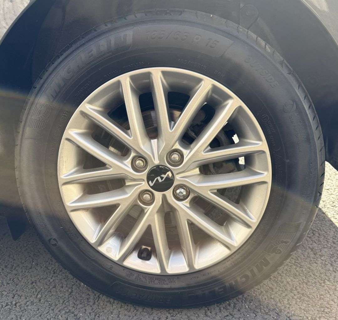 2023 KIA RIO 2023 KIA RIO