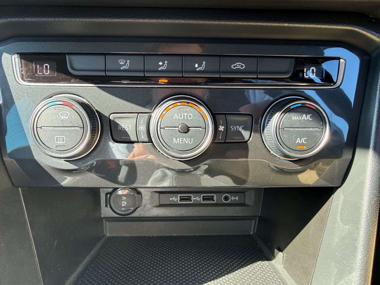 2020 VOLKSWAGEN TIGUAN 2020 VOLKSWAGEN TIGUAN