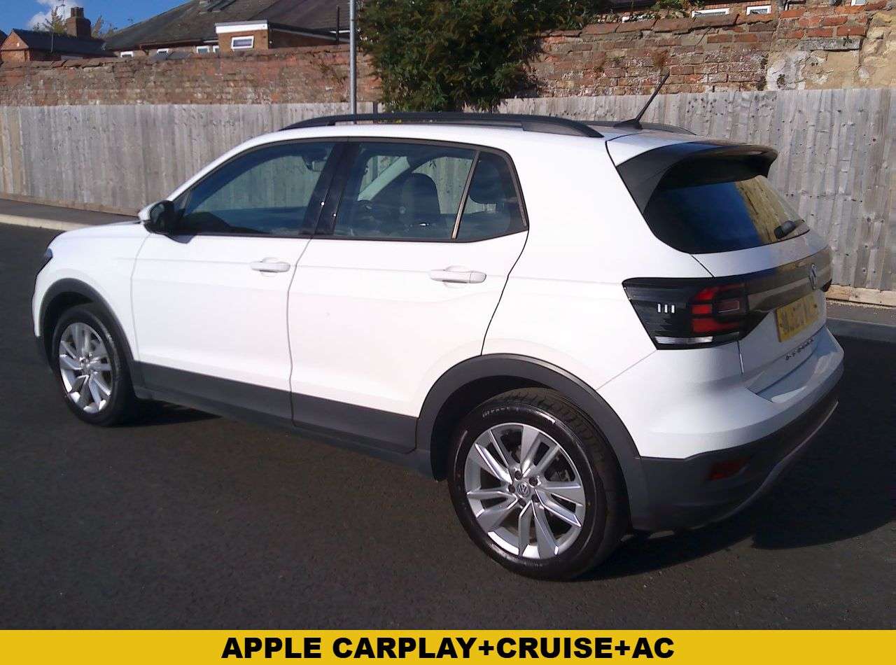 A 2020 VOLKSWAGEN T-CROSS 1.0 TSI SE SUV 5dr Petrol Manual Euro 6 (s/s) (95 ps) SERVICE,12M MOT & 6M A 2020 VOLKSWAGEN T-CROSS 1.0 TSI SE SUV 5dr Petrol Manual Euro 6 (s/s) (95 ps) SERVICE,12M MOT & 6M