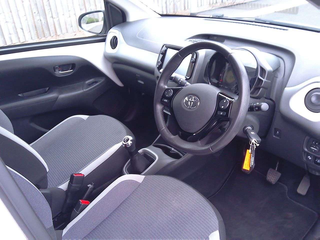 2021 TOYOTA AYGO 2021 TOYOTA AYGO