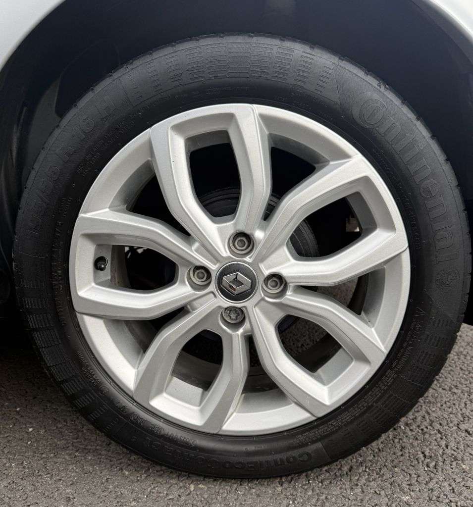 2017 RENAULT CLIO 2017 RENAULT CLIO