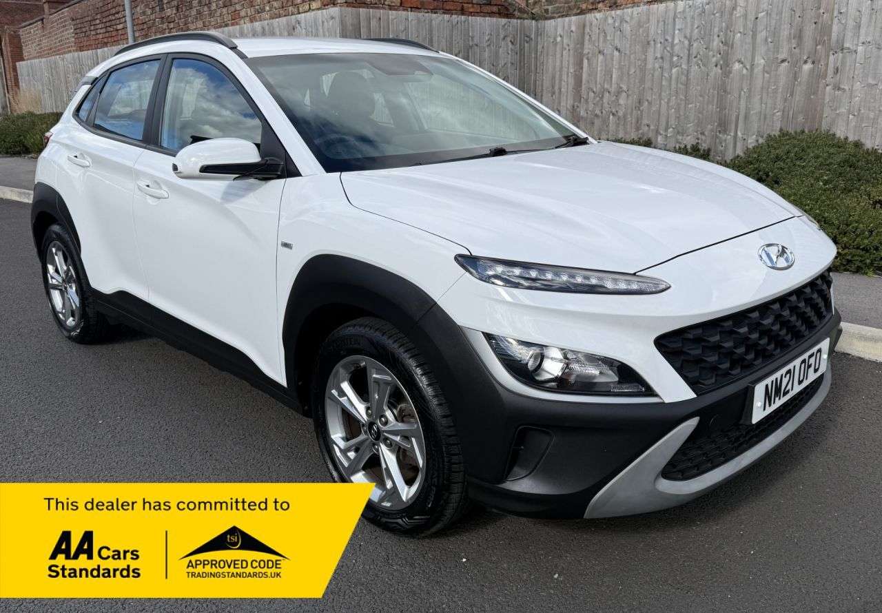A 2021 HYUNDAI KONA 1.0 T-GDi MHEV SE Connect SUV 5dr Petrol Hybrid Manual Euro 6 (s/s) (120 ps A 2021 HYUNDAI KONA 1.0 T-GDi MHEV SE Connect SUV 5dr Petrol Hybrid Manual Euro 6 (s/s) (120 ps