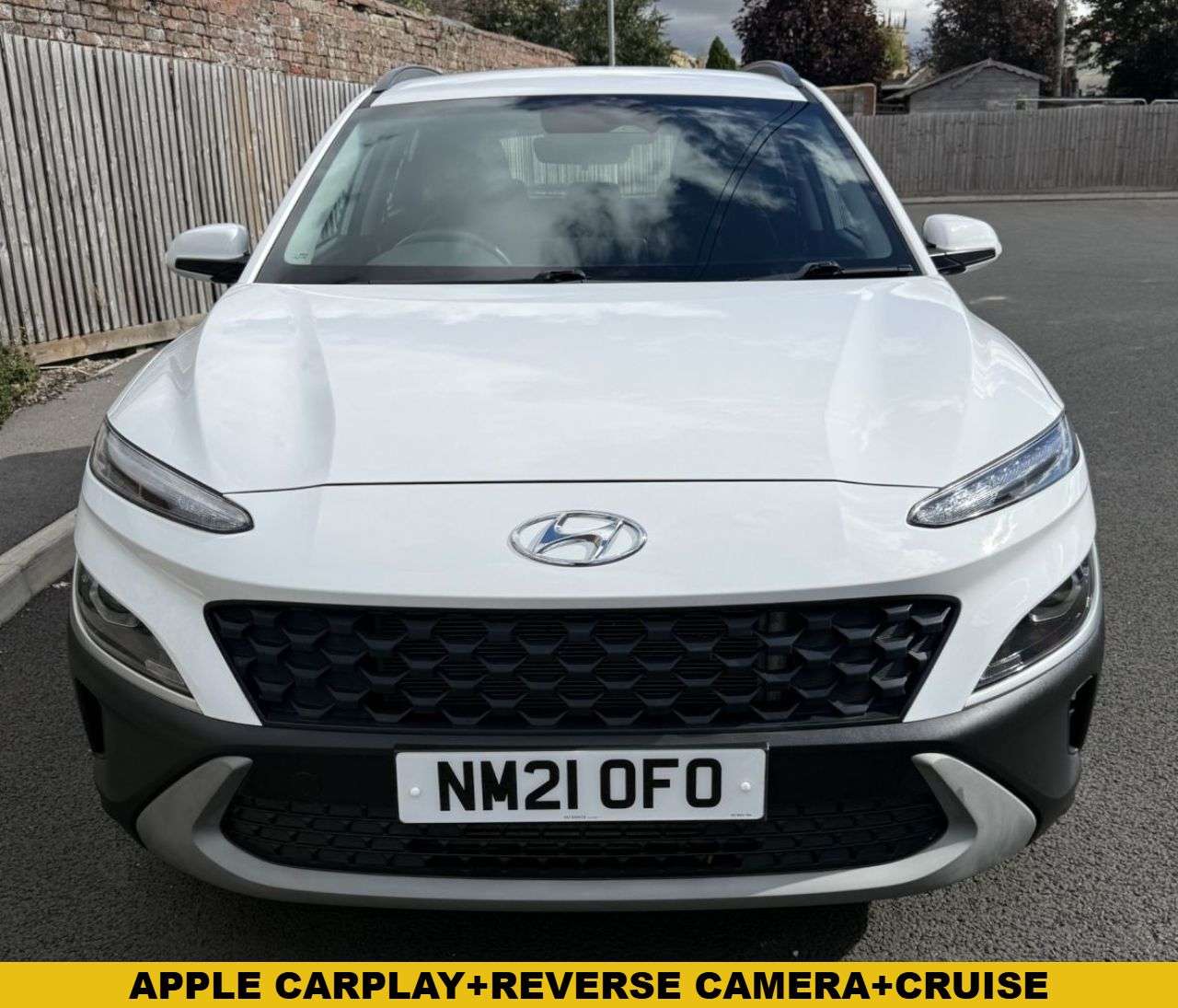 A 2021 HYUNDAI KONA 1.0 T-GDi MHEV SE Connect SUV 5dr Petrol Hybrid Manual Euro 6 (s/s) (120 ps A 2021 HYUNDAI KONA 1.0 T-GDi MHEV SE Connect SUV 5dr Petrol Hybrid Manual Euro 6 (s/s) (120 ps