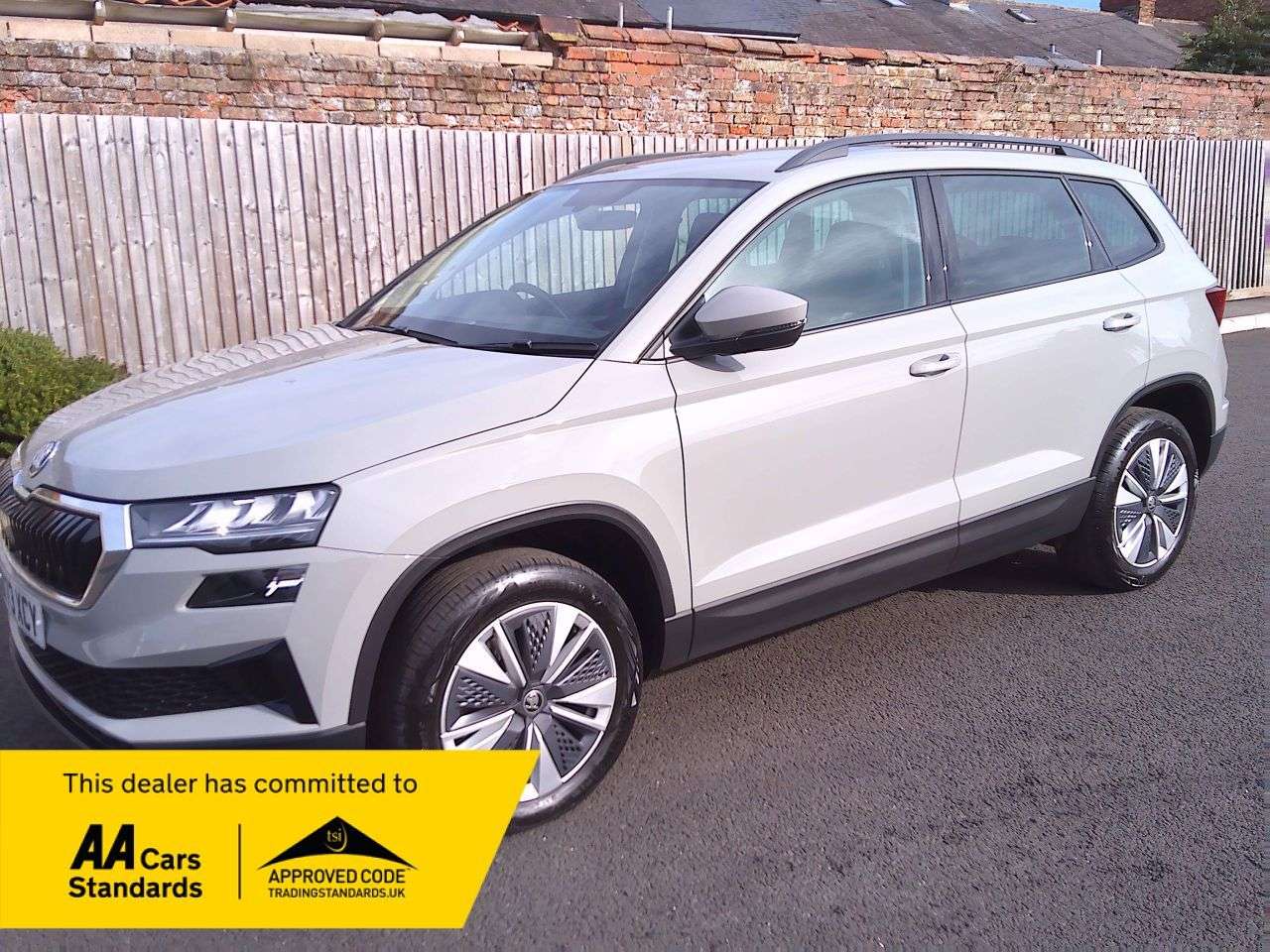 A 2023 SKODA KAROQ 1.5 TSi SE Drive 6-Sp Manual 5-dr (150bhp) SERVICE & 6M WARRANTY INCLUDED A 2023 SKODA KAROQ 1.5 TSi SE Drive 6-Sp Manual 5-dr (150bhp) SERVICE & 6M WARRANTY INCLUDED