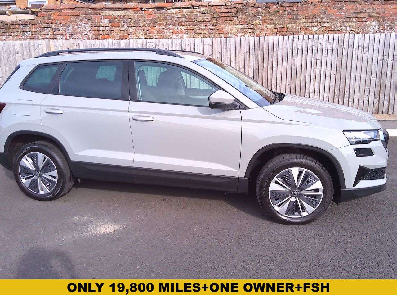 A 2023 SKODA KAROQ 1.5 TSi SE Drive 6-Sp Manual 5-dr (150bhp) SERVICE & 6M WARRANTY INCLUDED A 2023 SKODA KAROQ 1.5 TSi SE Drive 6-Sp Manual 5-dr (150bhp) SERVICE & 6M WARRANTY INCLUDED