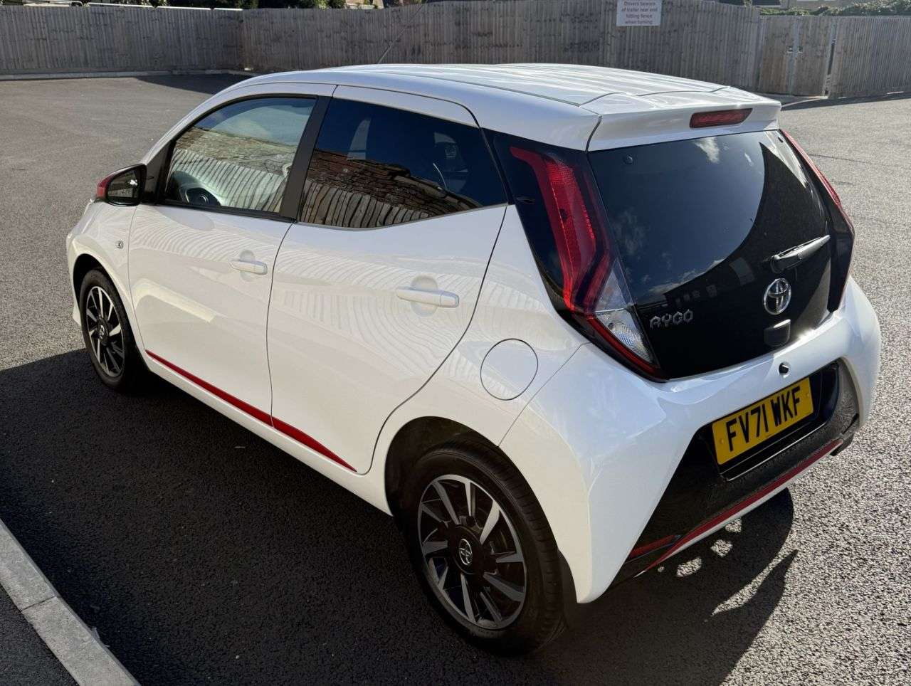 2021 TOYOTA AYGO 2021 TOYOTA AYGO